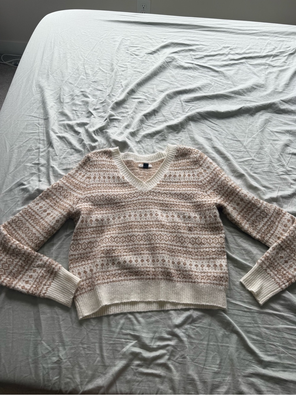American Eagle Outfitters Cream and Light Brown Fair Isle V-Neck Sweater